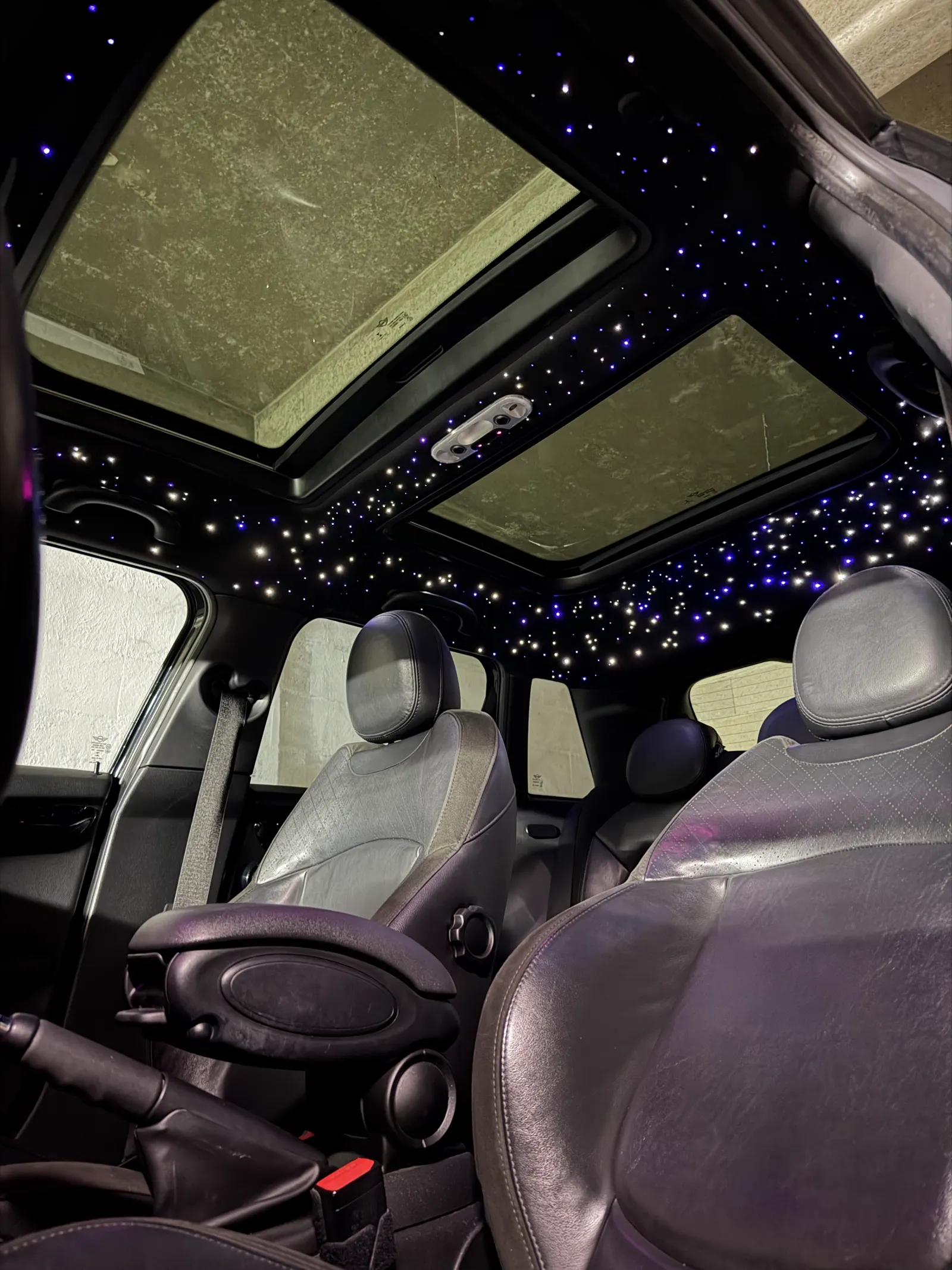 Mini Cooper, ciel étoilé