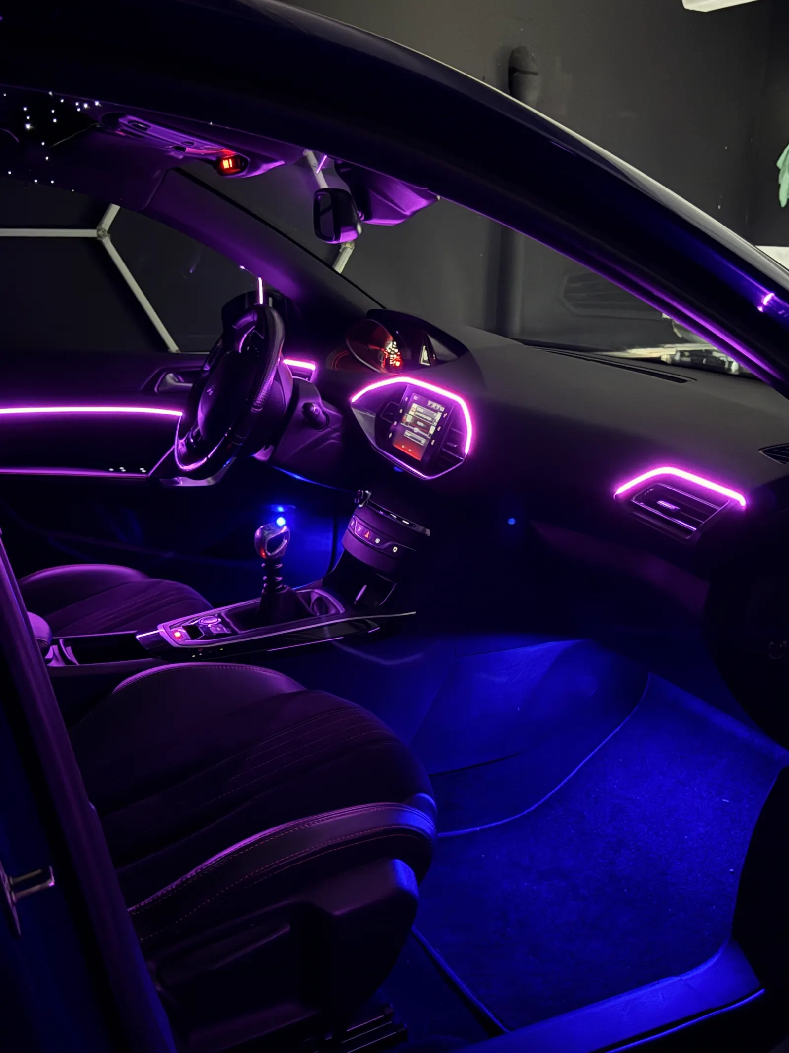 Peugeot 308, LED d'ambiance