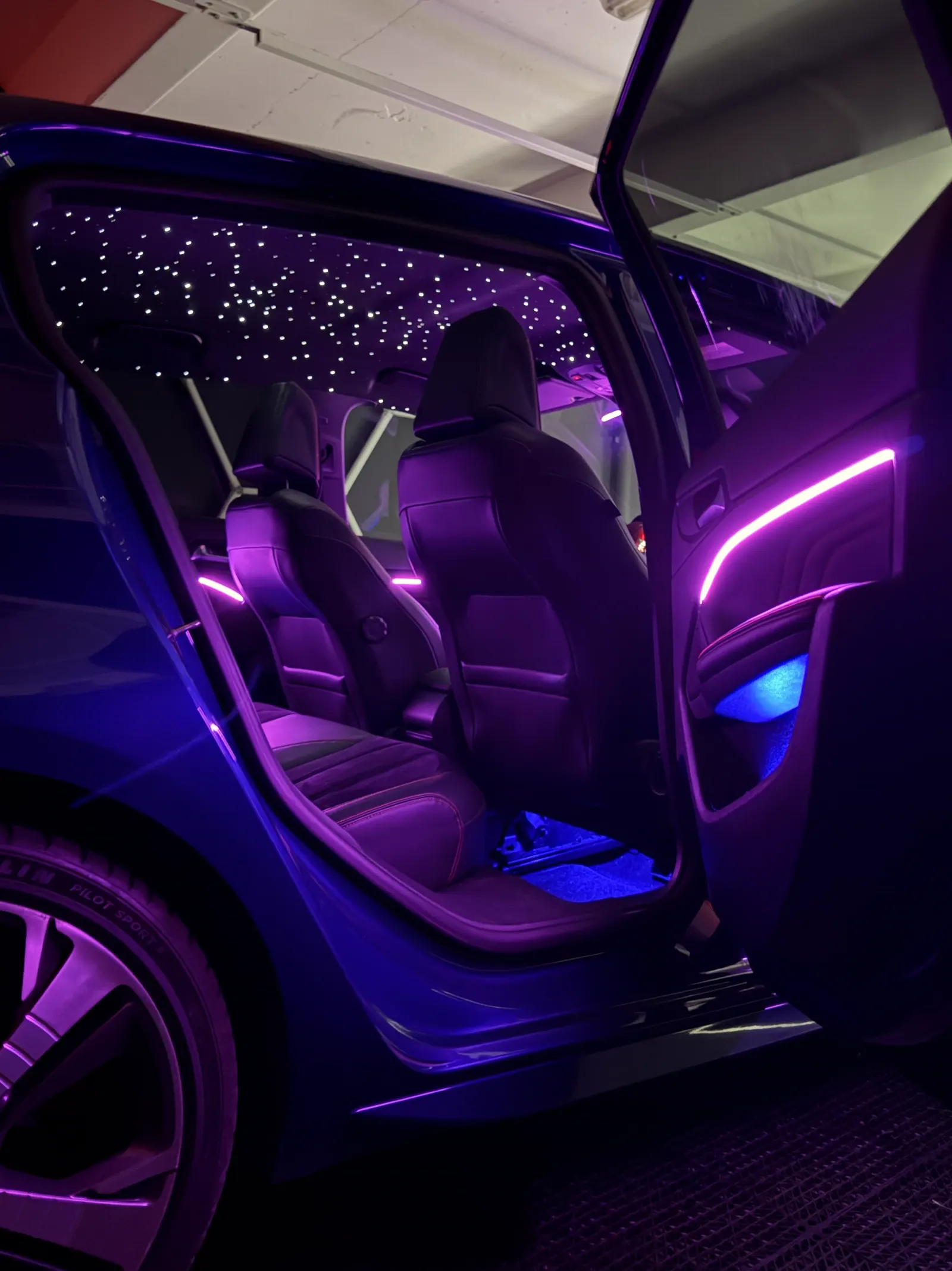 Peugeot 308, LED d'ambiance