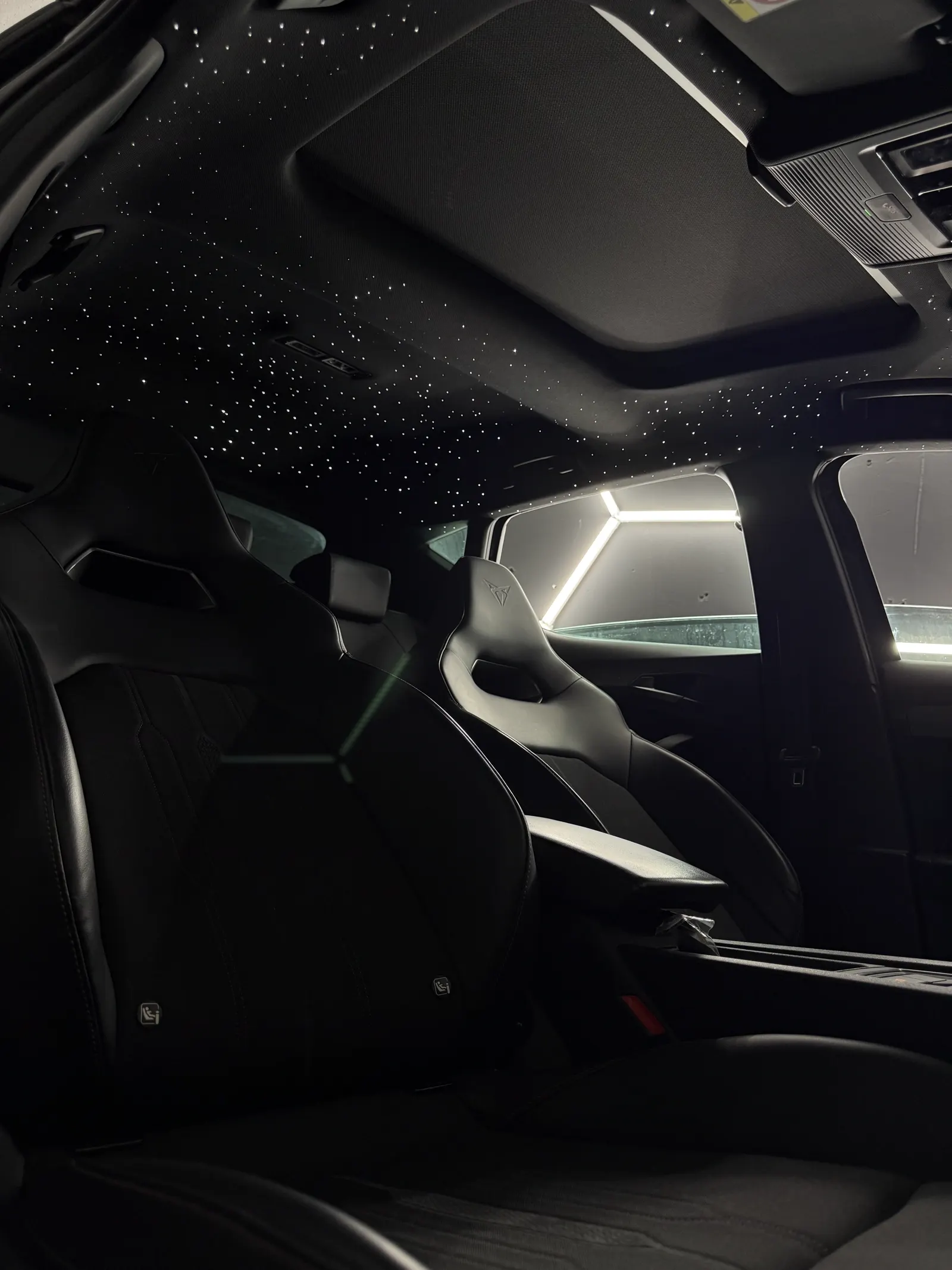 Seat Leon Cupra, Ciel étoilé