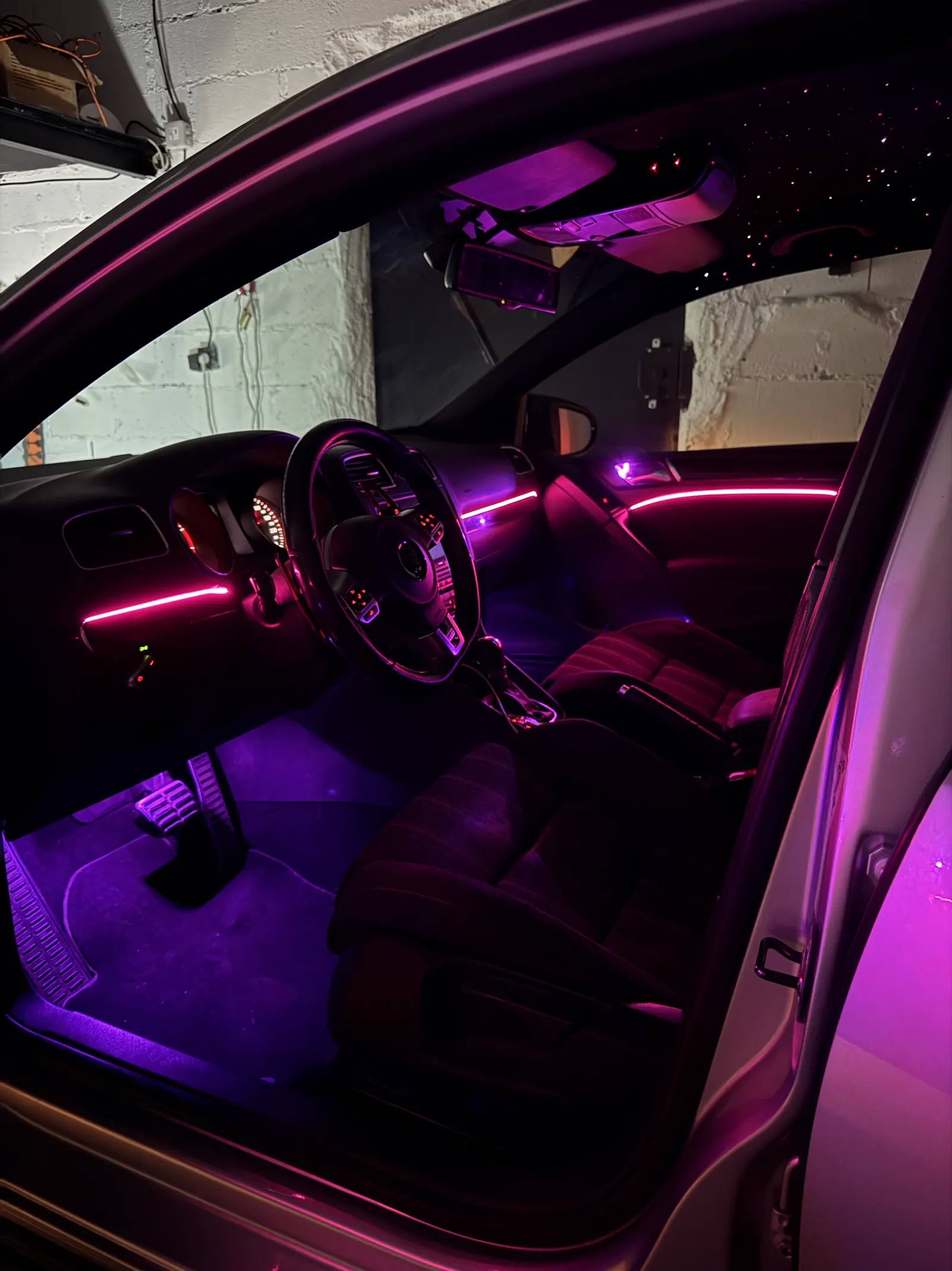 Volkswagen Golf 5, LED d'ambiance