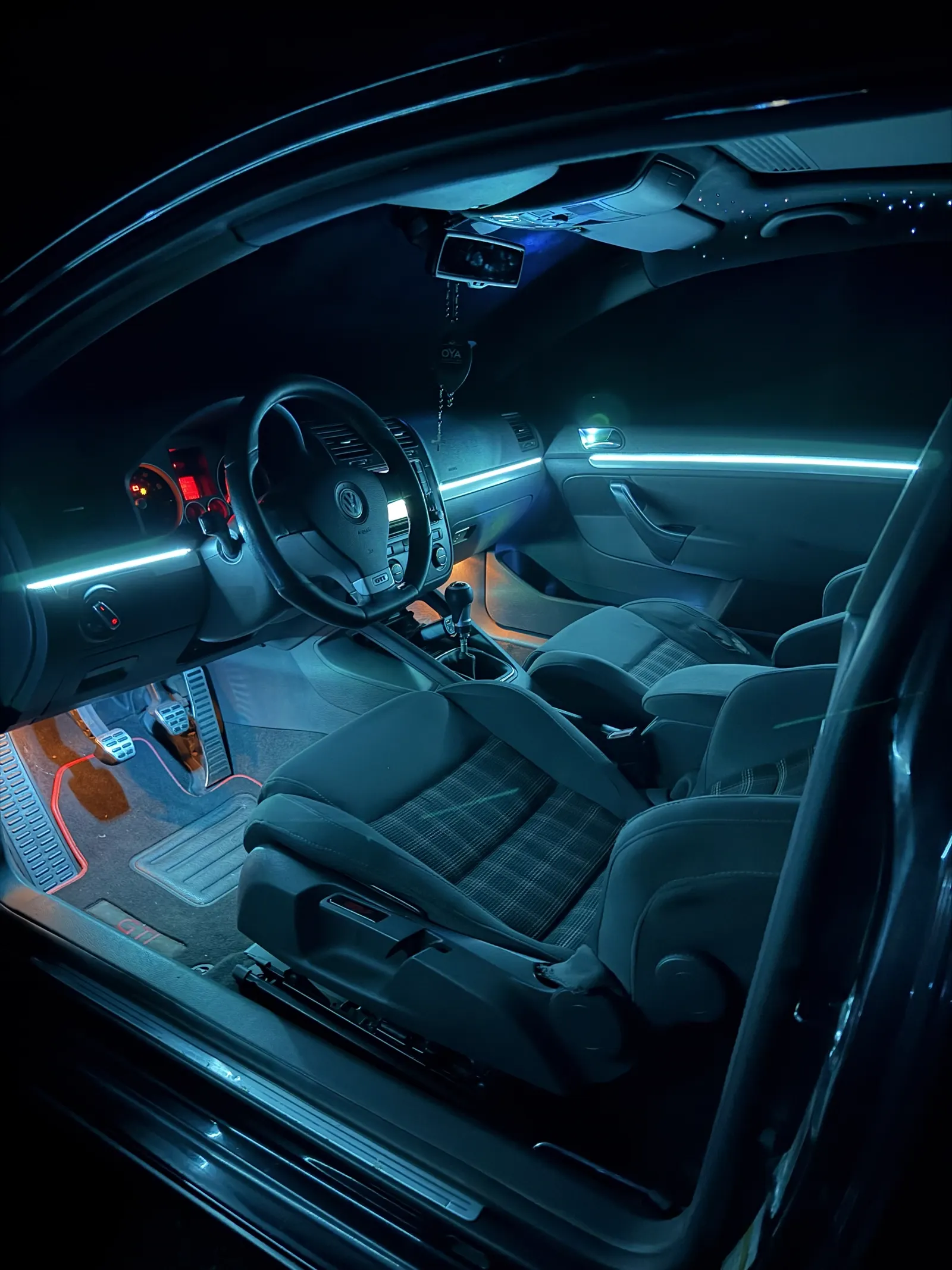 Volkswagen Golf 5, LED d'ambiance